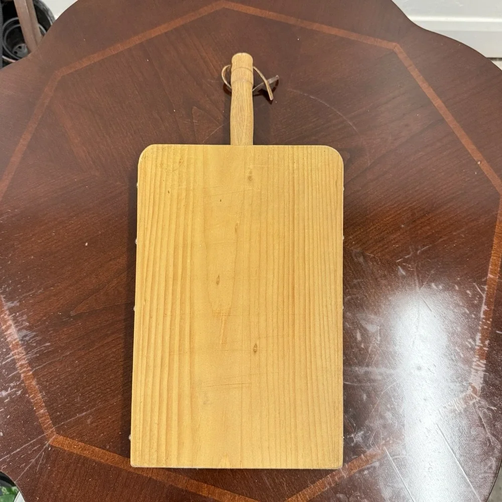 Handcrafted Wooden Cutting Board Butcher Block‎ Tray Dust Pan Charcuterie